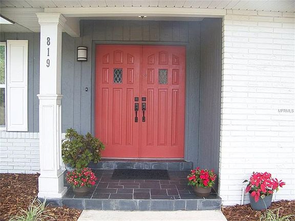 3rd image of 819 E Highland Dr