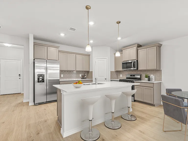 1220 Canton Dr — Photo 9
