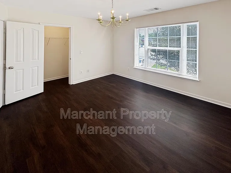 510 Riello Dr — Photo 9