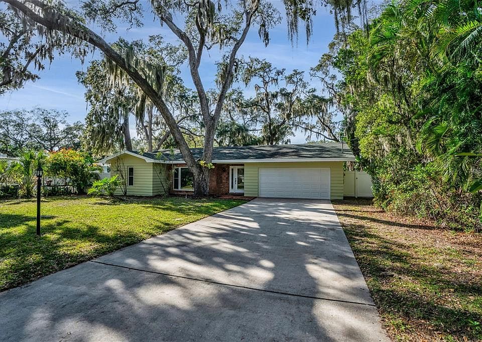 1st image of 230 Velma Dr W