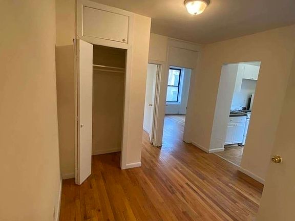 2nd image of 406 E 9th St #2A