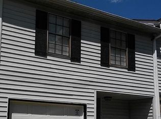 2511 Pine Tree Trl S, Atlanta, GA 30349