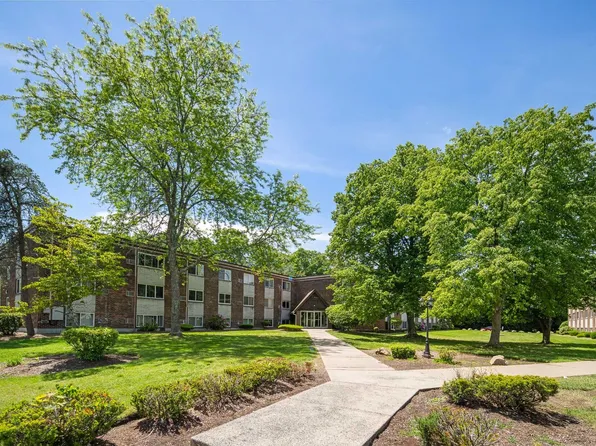 9 Weld St APT 14, Framingham, MA 01702