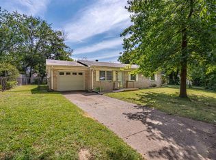 2010 Broadmoor Ave, Evansville, IN 47714
