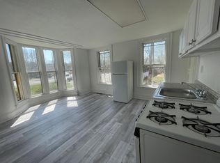 343 Main St APT 4, Farmington, NH 03835