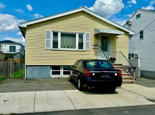 96 Eastern Ave, Revere, MA 02151