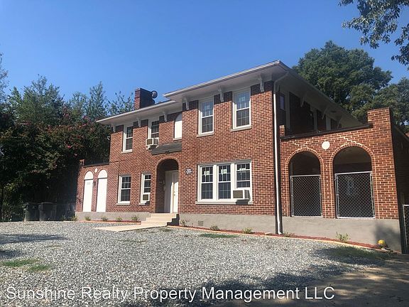 3rd image of 120 N Ireland St APT 1
