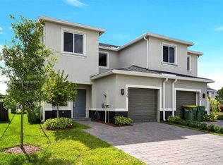 1739 SE 8th Pl, Homestead, FL 33034