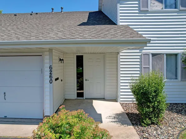 6260 Magda Dr Unit A, Osseo, MN 55369