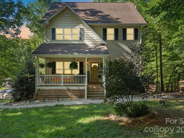 212 Creswell Rd, Mount Gilead, NC 27306