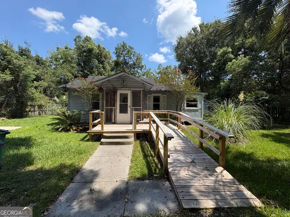 109 Wiggins Ln, Saint Marys, GA 31558