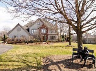 4N637 High Meadow Rd, St Charles, IL 60175