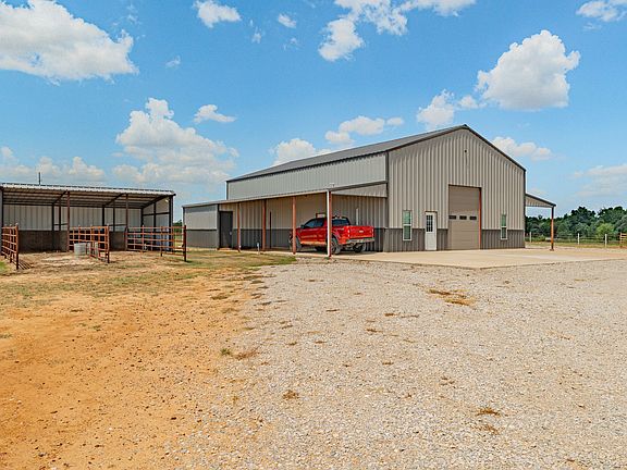 5th image of 1765 County Road 300