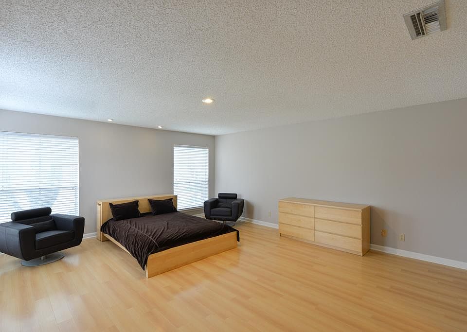 1st image of 10005 Kemp Forest Dr