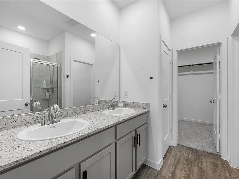 3914 Windy Whisper Dr — Photo 10