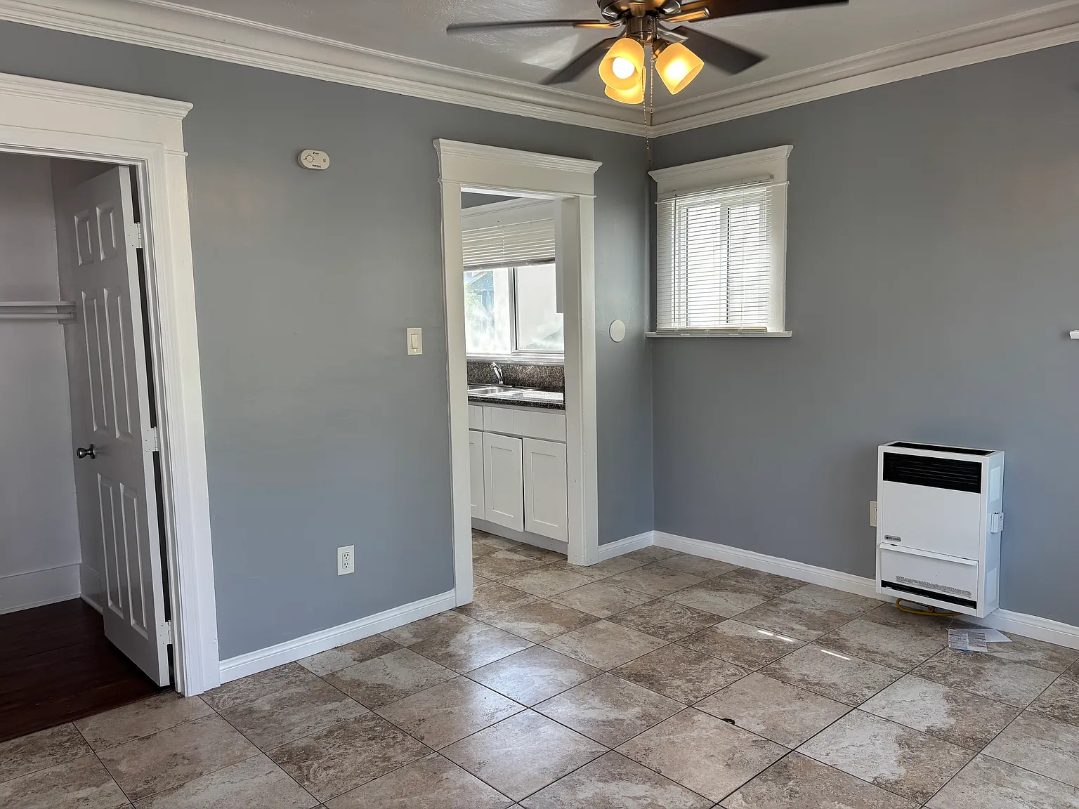 2 bed, 600 sqft, $2,295 — Photo 3