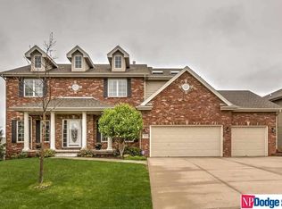 7343 S 102nd Ave, La Vista, NE 68128
