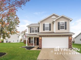 114 Thistle Wood Dr, Greenfield, IN 46140