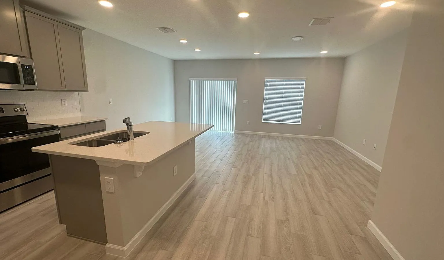 5000 Rain Shadow Dr — Photo 2
