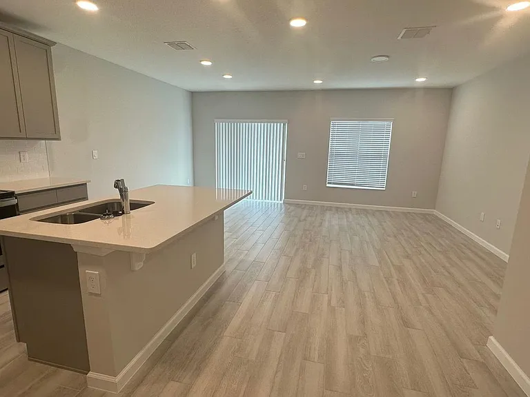 5000 Rain Shadow Dr — Photo 2