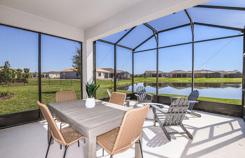 Spacious Covered Lanai