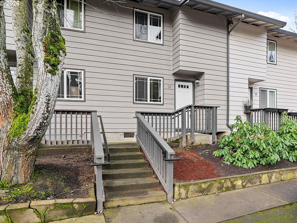 1st image of 29650 SW Courtside Dr APT 18