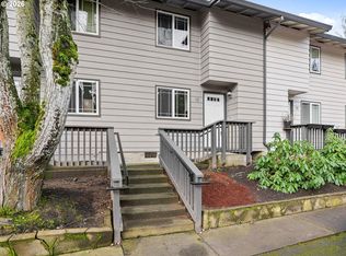 29650 SW Courtside Dr APT 18, Wilsonville, OR 97070