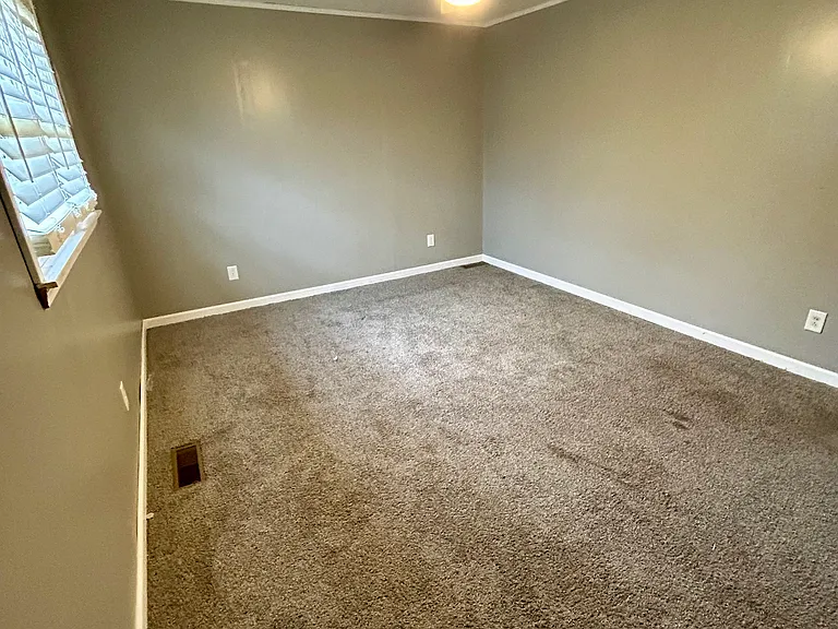 3910 Witty Ln — Photo 13