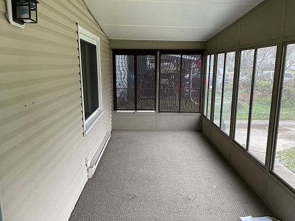 2nd image of 2135 Schenley Dr