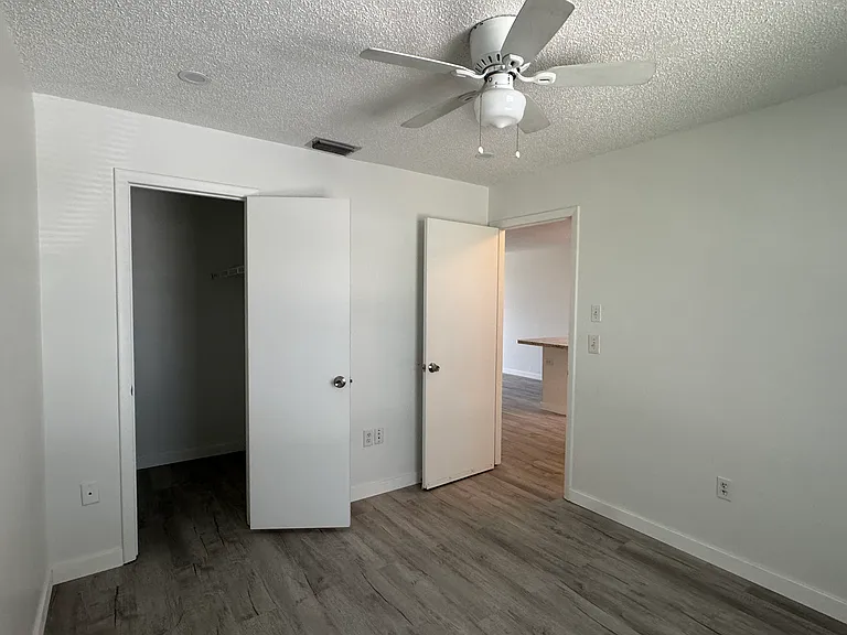 6428 Hamlet Dr #A — Photo 11
