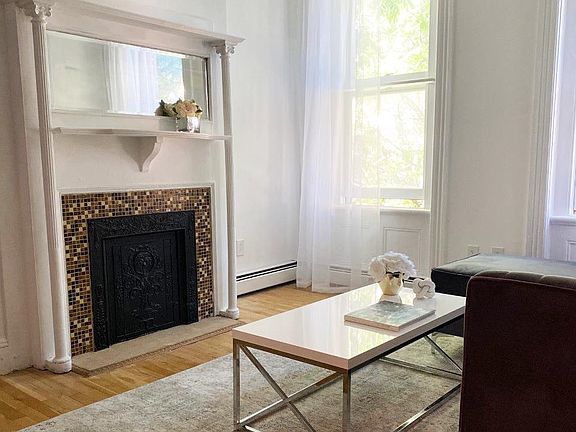 3rd image of 97 Bright St APT 3R