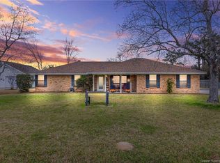 1514 Sawnee Dr, Lake Charles, LA 70611