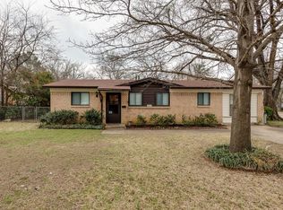 2218 Sycamore Dr, Arlington, TX 76013