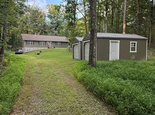 190 Market Ln, Clinton Corners, NY 12514