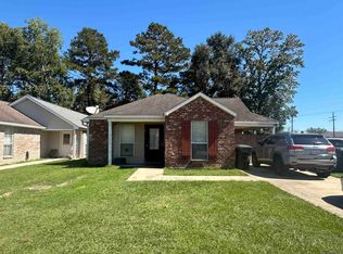 18006 Wood Haven Dr, Prairieville, LA 70769