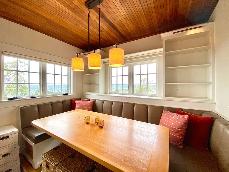 Enchanting 1-Bedroom, 1-Bath Oasis with Stunning Views — Photo 9