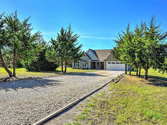 3rd image of 126 Judah Cir