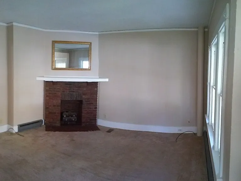 Highland Ave — Photo 4