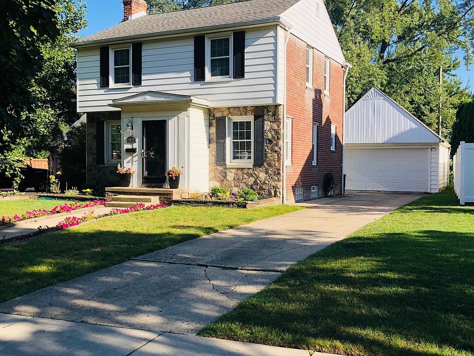 1st image of 2629 Essex St