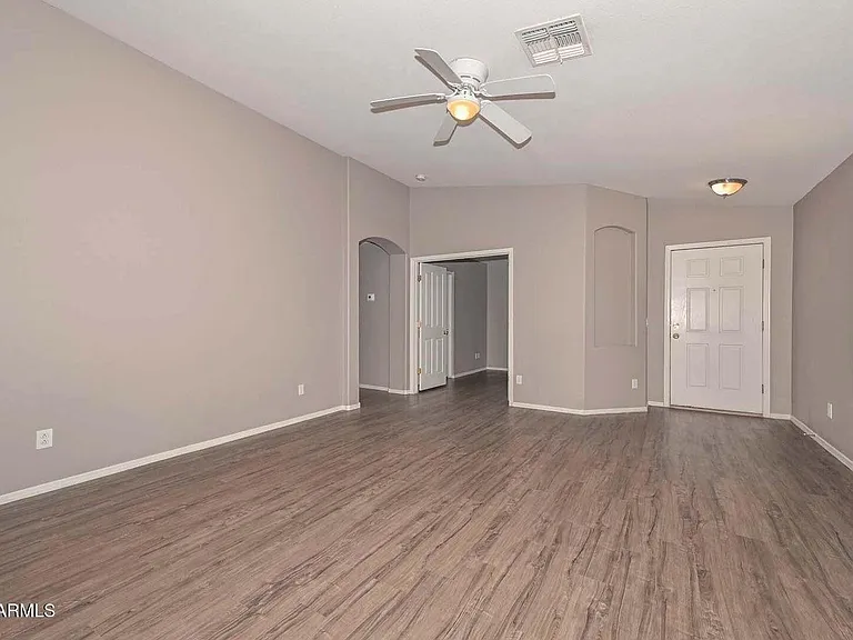 13101 W Indianola Ave — Photo 4