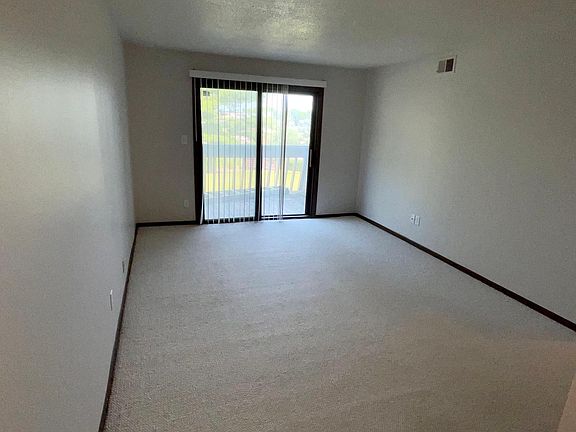2nd image of 2608 W Willowlake Dr APT 121