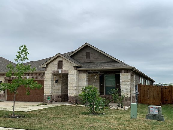 2nd image of 330 Jarbridge Dr