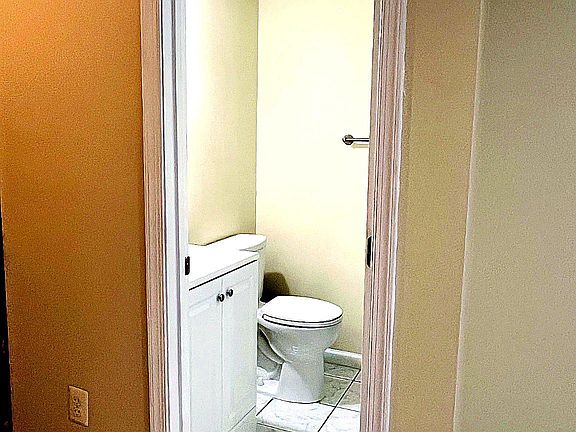 4th image of 6912 Traditions Trl #Basement