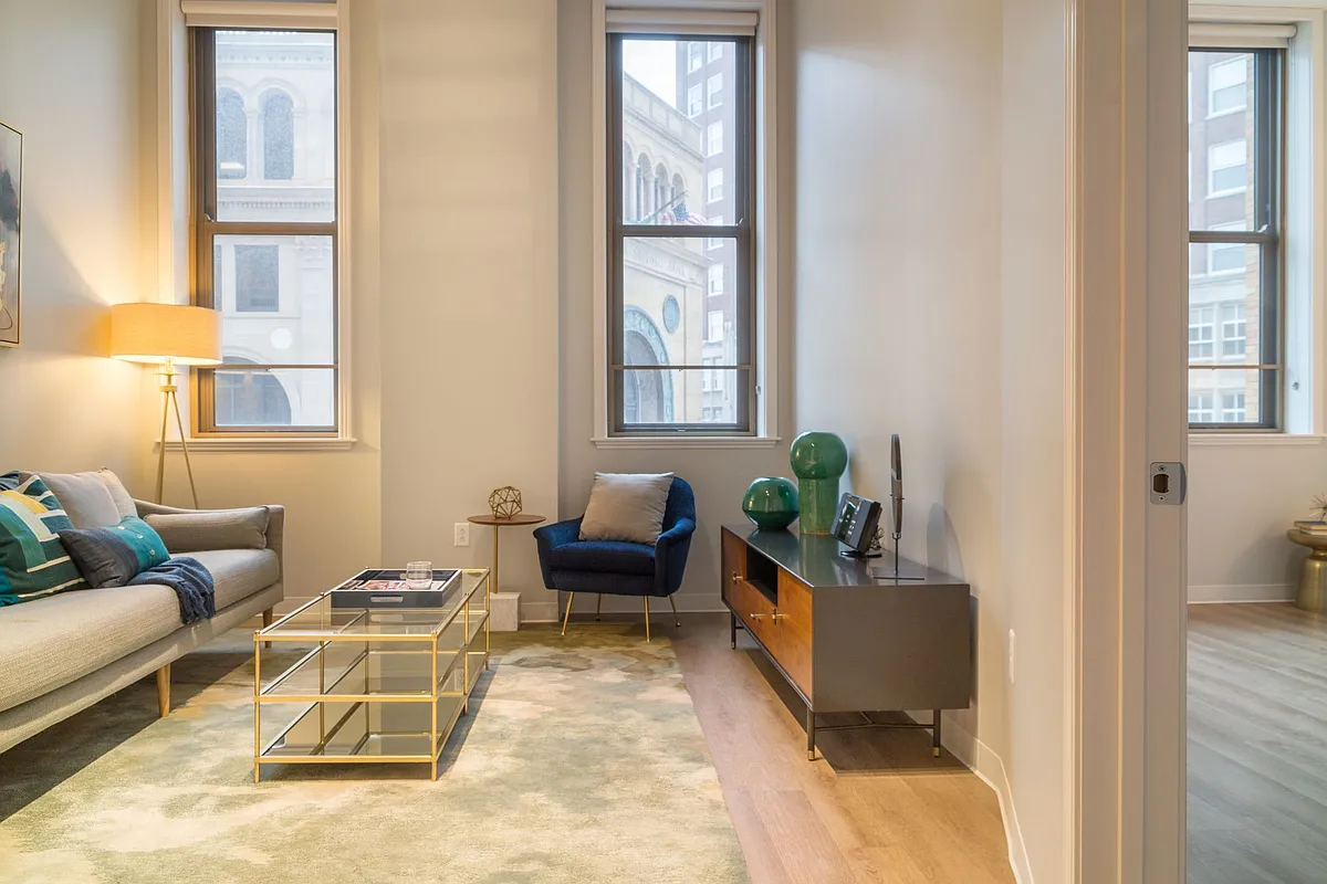 Living Room With Natural Light - Liberty Lofts
