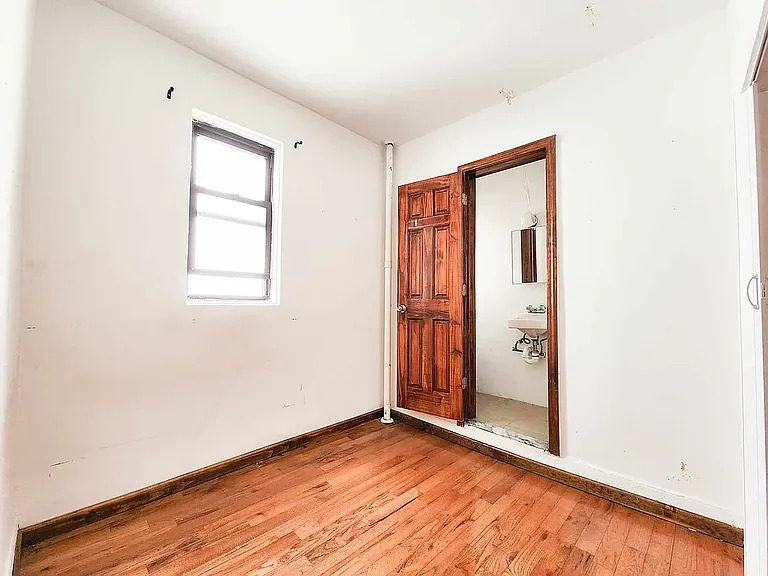 164 E 88th St #2FE — Photo 2