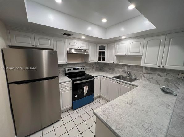 2605 NW 47th Ter #103