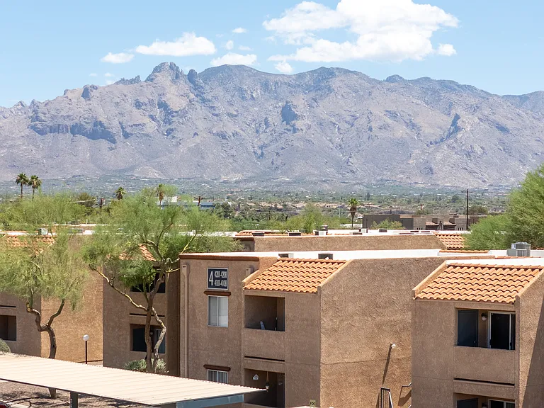Kachina Springs Apartments — Photo 7