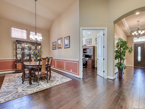 2nd image of 18707 CORDOBA MESA