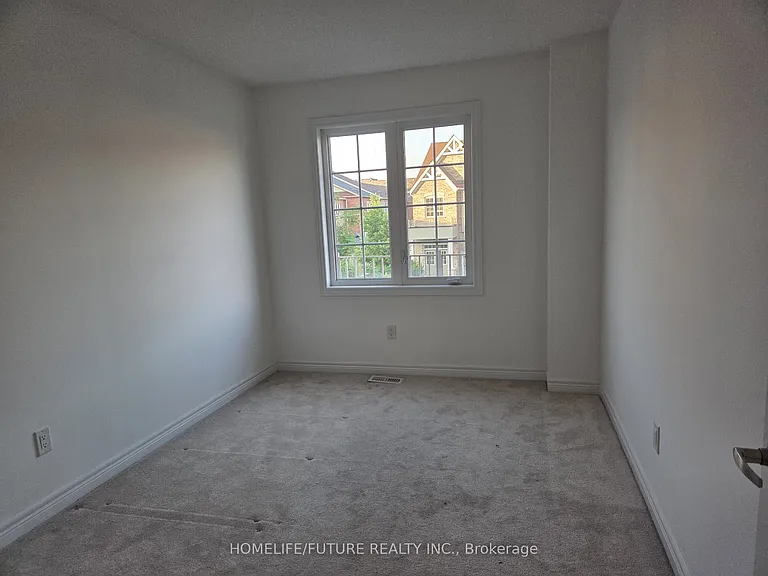 94 Cathedral Dr — Photo 13