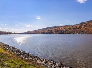 11 Bushwick Ln, West Milford Twp., NJ 07480